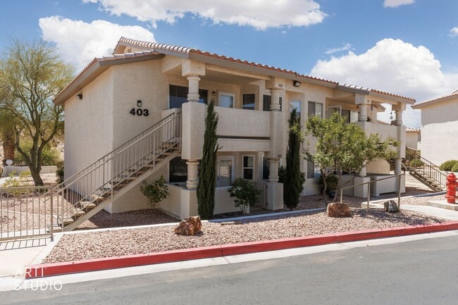 Building Photo - Beautiful upstairs 2-bedroom, 2-bathroom apartment