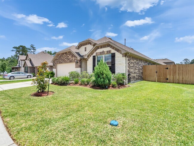 Building Photo - 27997 Lone Hollow Ln