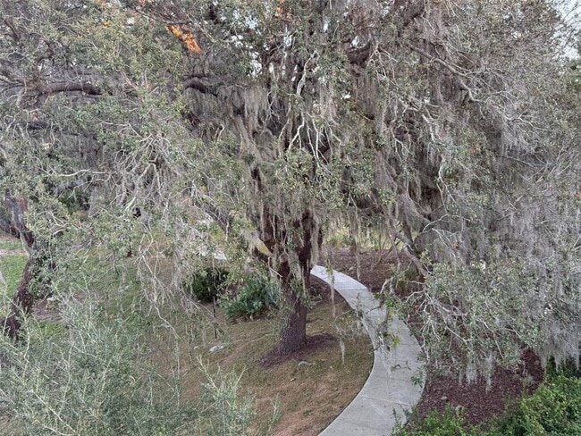 Building Photo - 16771 Turtle Hatch Dr