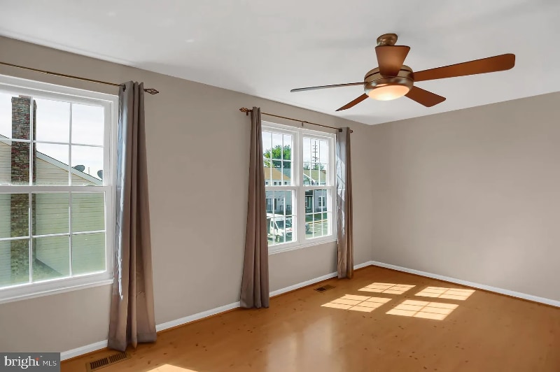 Building Photo - 5737 Sunset View Ln