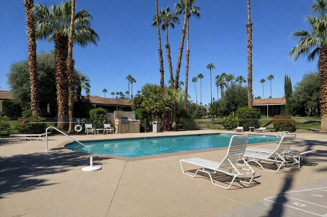 Building Photo - 45565 Pima Rd