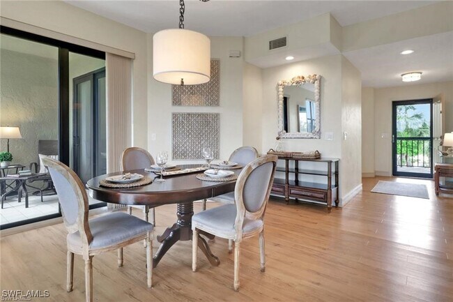 Building Photo - 7008 Pelican Bay Blvd