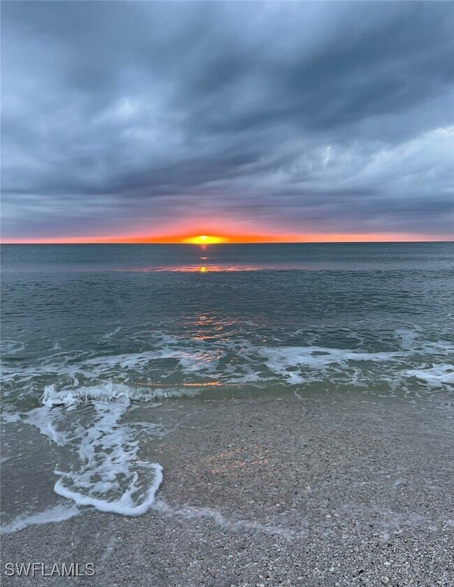 Building Photo - 4705 Arboretum Cir