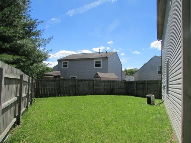 Building Photo - 6658 Largo Ln