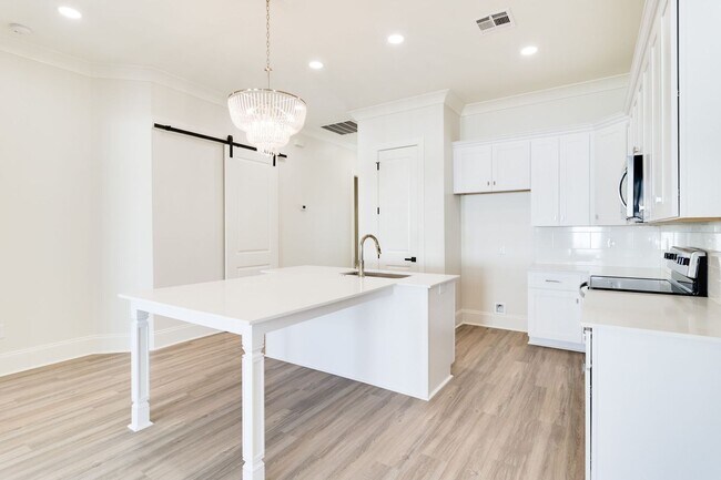 Building Photo - New Construction Upscale Single Story Townhome in Gated Community