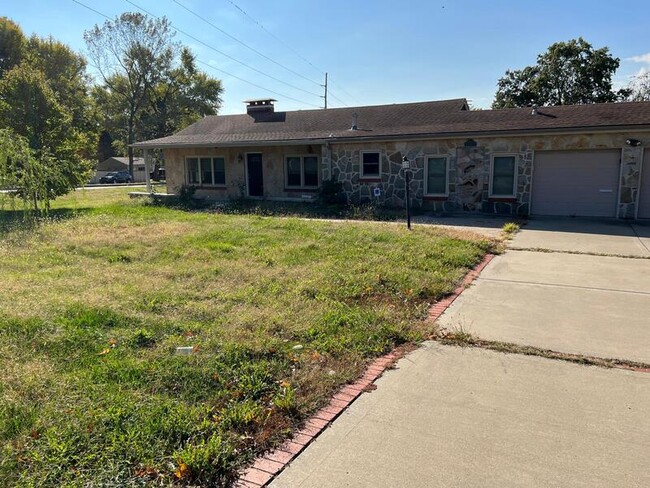 Primary Photo - 3846 Blue Ridge Blvd