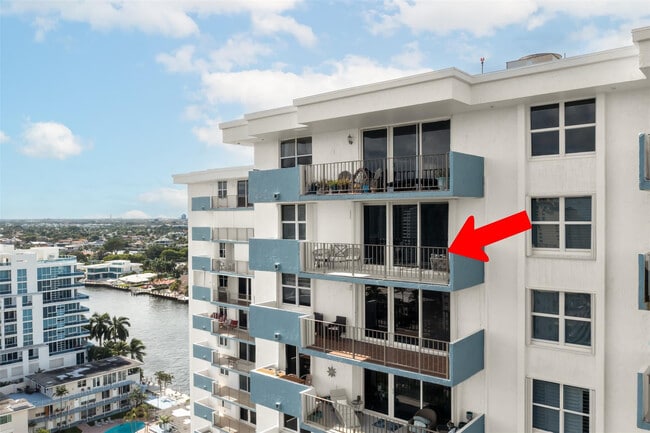 Building Photo - 777 Bayshore Dr