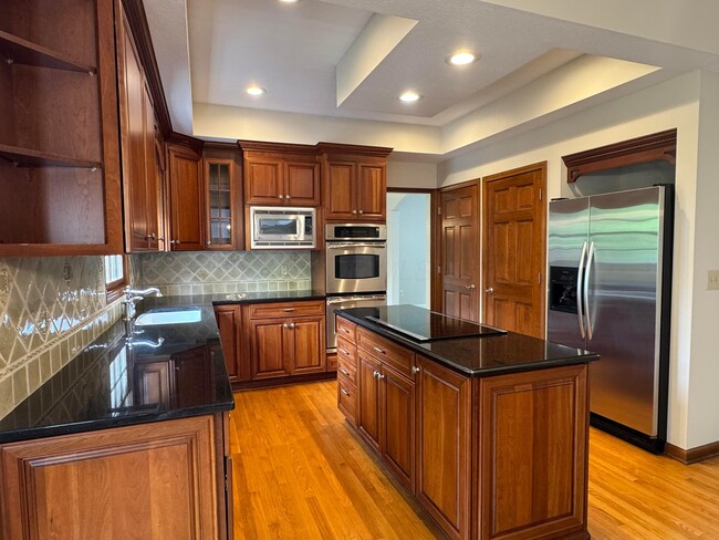 Building Photo - 5018 Ballybridge Dr
