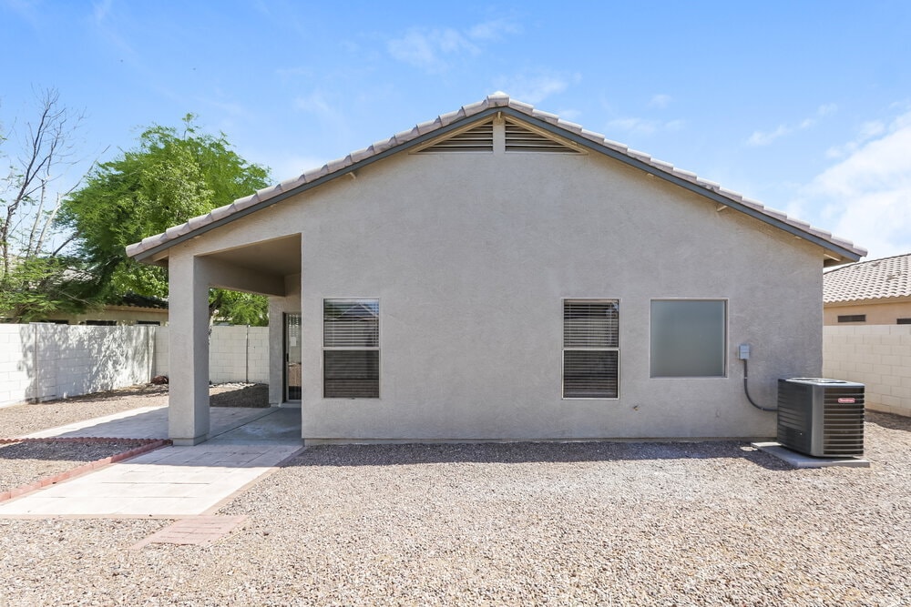 Building Photo - 6350 W Hilton Ave