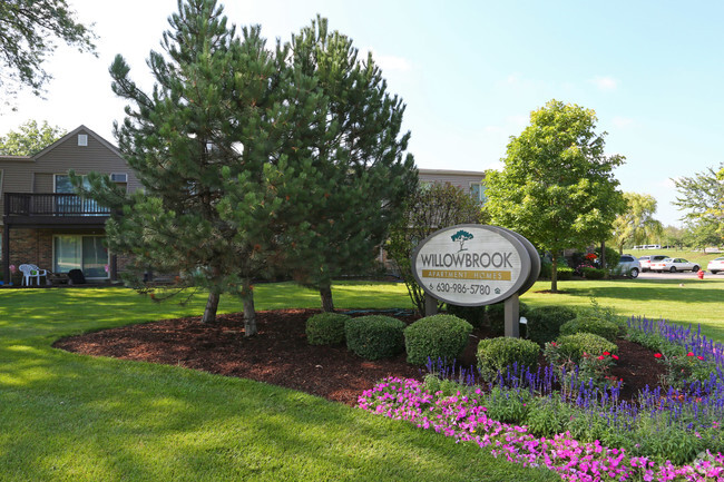 Leasing Center - Willowbrook Apartment Homes