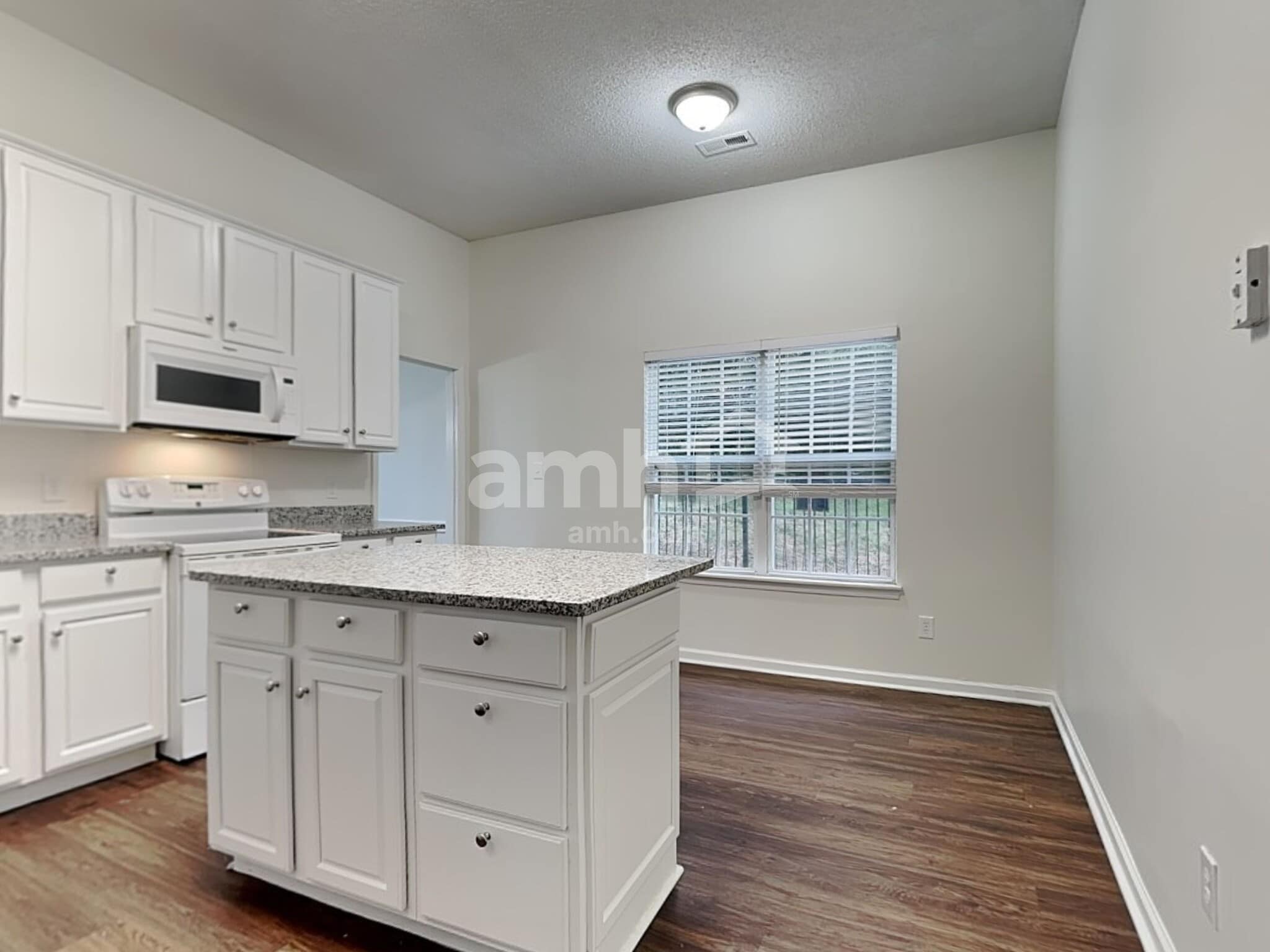 Building Photo - 11202 Livingston Mill Rd