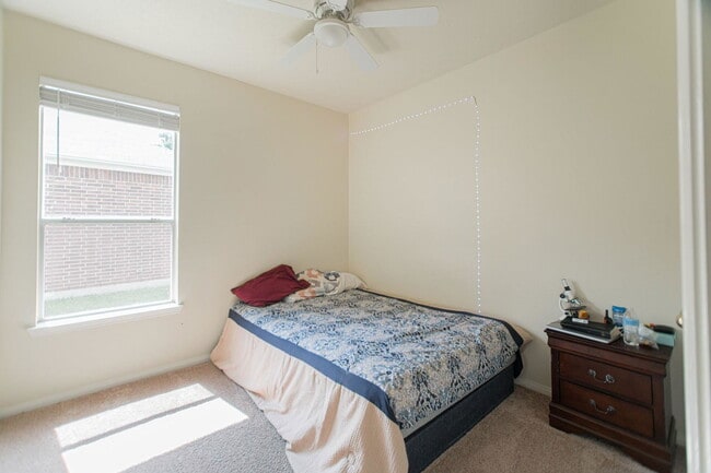 Building Photo - 1111 Turnberry Park Ln