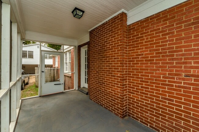 Building Photo - Beautiful brick cottage on Central Avenue ...