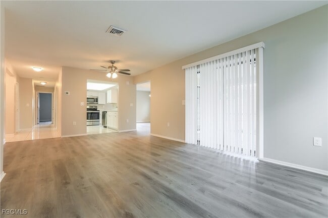 Building Photo - 360 Gulf Breeze Blvd