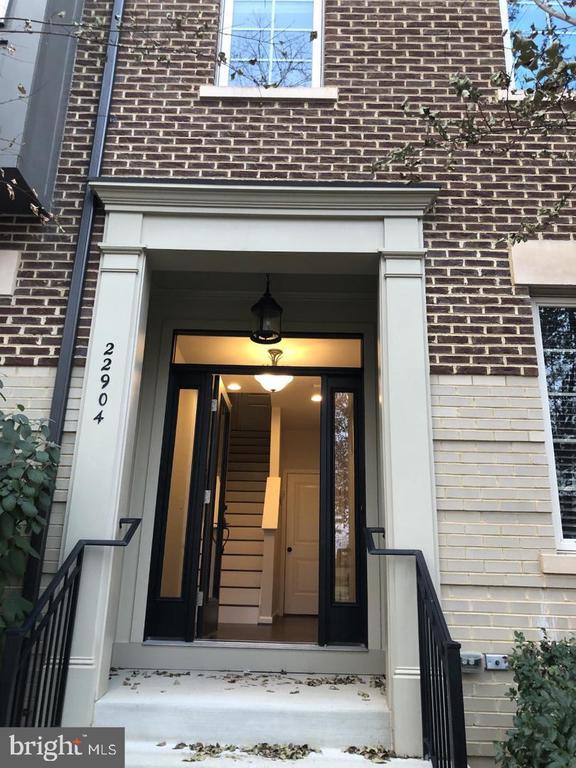 Building Photo - 22904 Bollinger Terrace