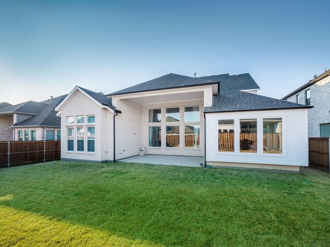 Building Photo - Luxurious 5-Bedroom Smart Home with Media ...
