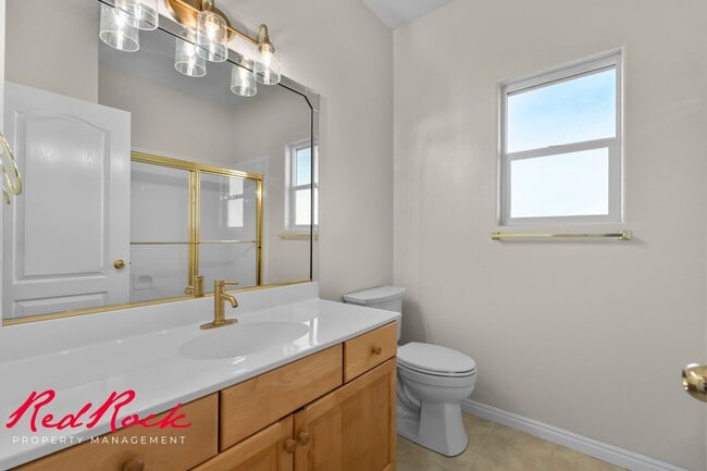 Building Photo - Newly Updated 2 Bedroom Home in Washington!