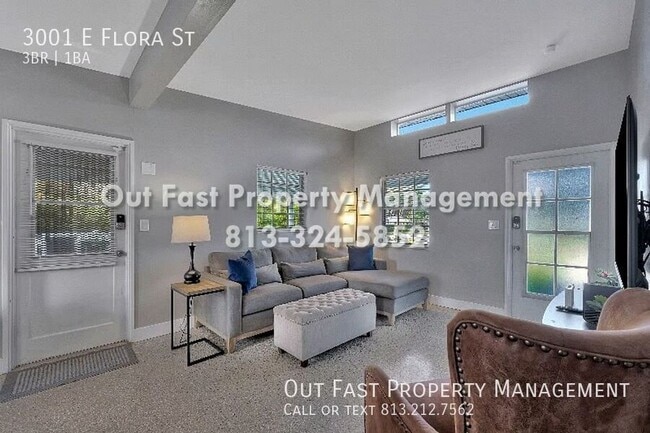 Building Photo - 3001 E Flora St