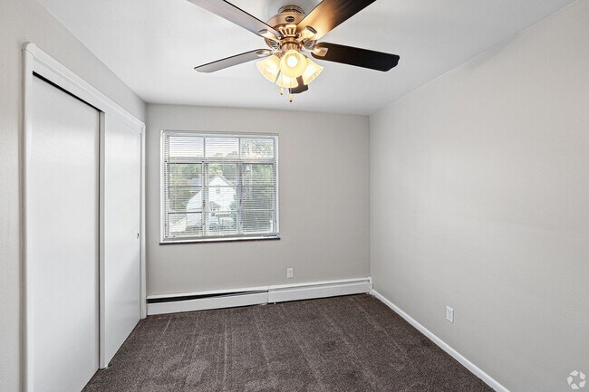 Interior Photo - South Hills