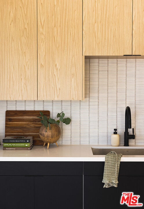 Building Photo - 3004 W Sunset Blvd