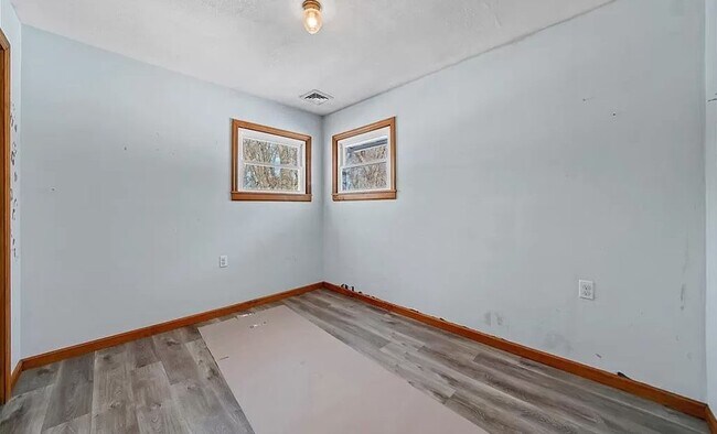 Building Photo - 204 Stony Ford Rd