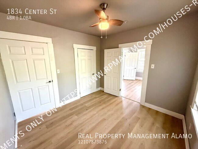 Building Photo - 1834 Center St