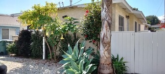 Building Photo - 2026 259th Pl