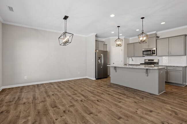 Building Photo - 6512 Perry Creek Rd