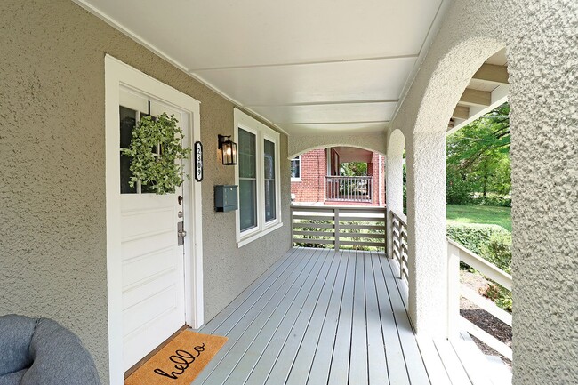 Building Photo - Furnished, Light-Filled Apartment With Utilities Included