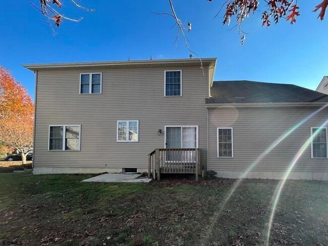 Building Photo - 62 Chancellor Park Dr