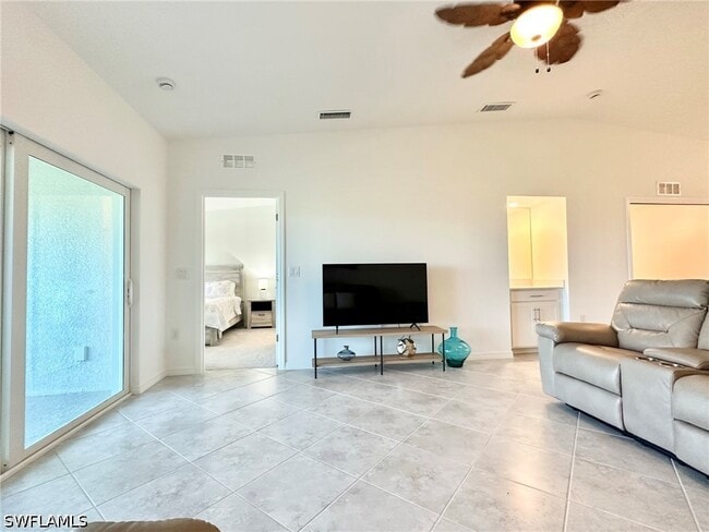 Building Photo - 15960 Grassland Ln