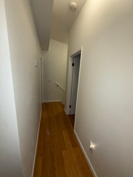 Building Photo - 28 Chesley Ave