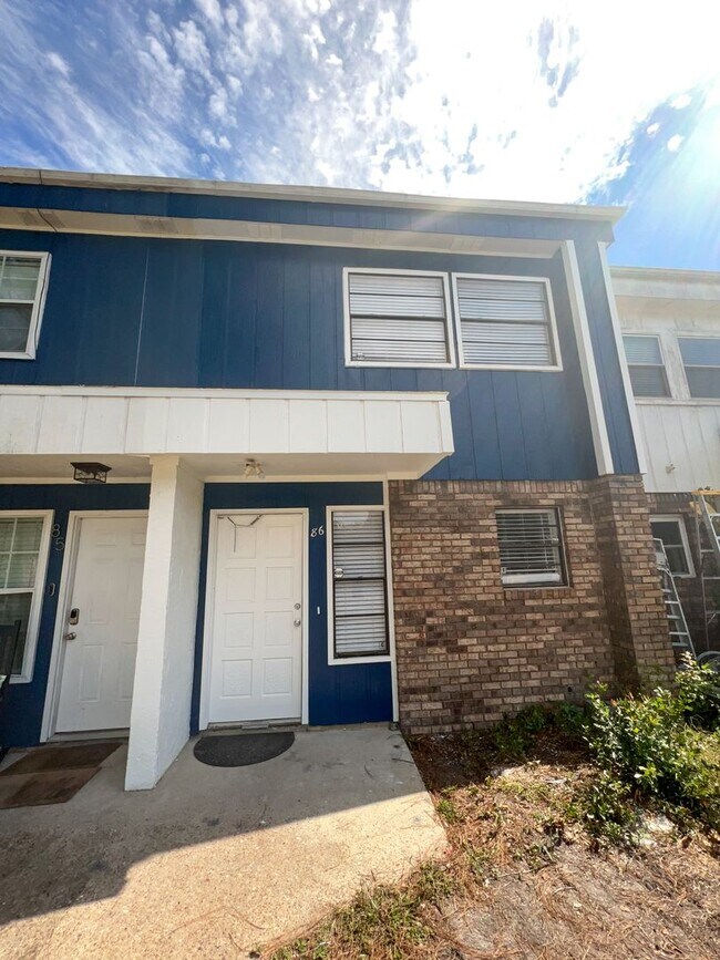 Stunning Shalimar Townhome 40 11th St Shalimar FL 32579 Apartment