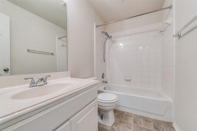 Building Photo - 9121 Portage Ln