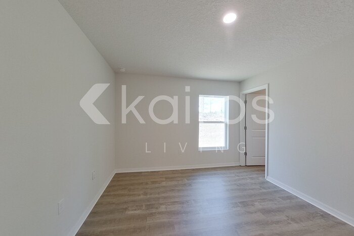Building Photo - 11146 N G Martinelli Blvd