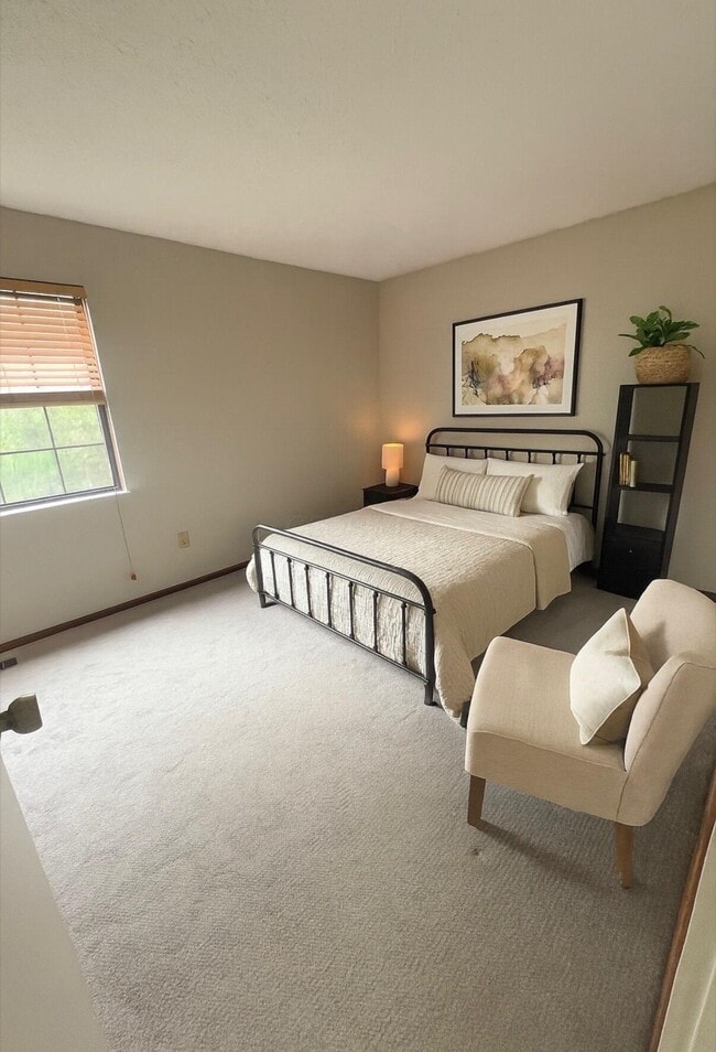 Building Photo - 7785 Kiowa Way