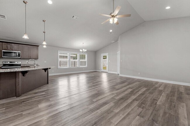 Building Photo - 7424 Gordon Evans Rd