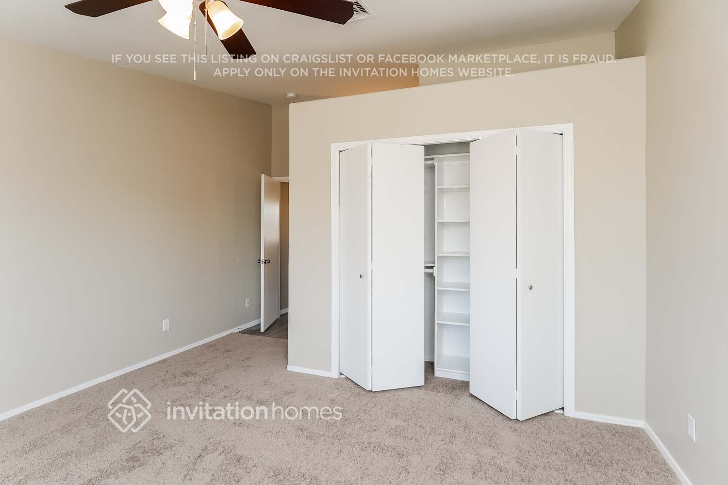 Building Photo - 491 E Mesquite Ave