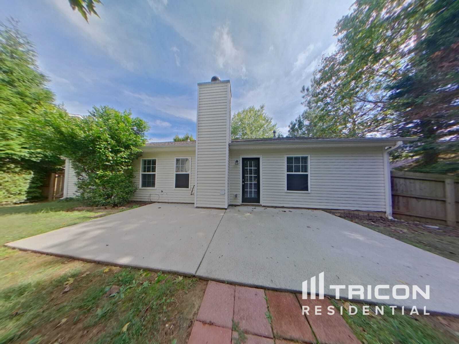 Building Photo - 82 Nashport Ln