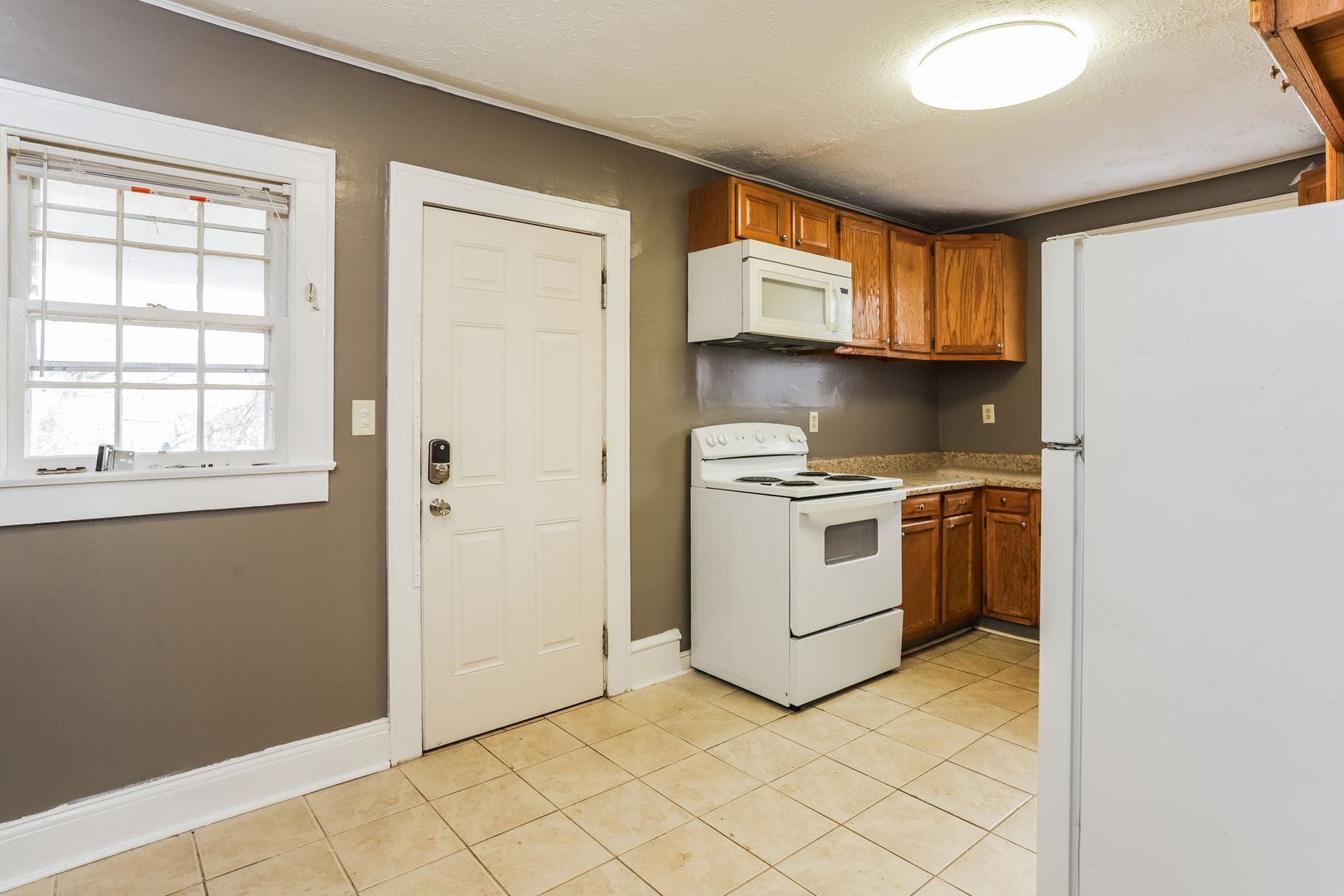 Building Photo - 3502 Lansing Ave