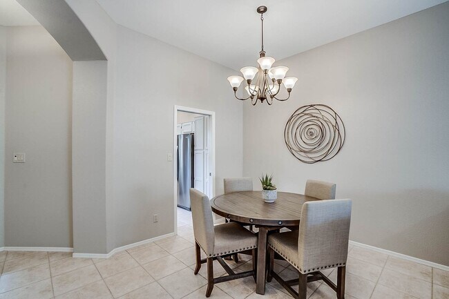 Building Photo - Resort Style Living - Furnished Three Bedr...