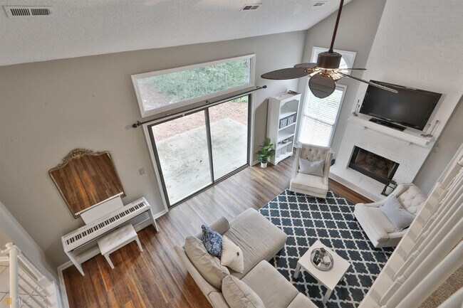 Building Photo - 503 Caxton Ct