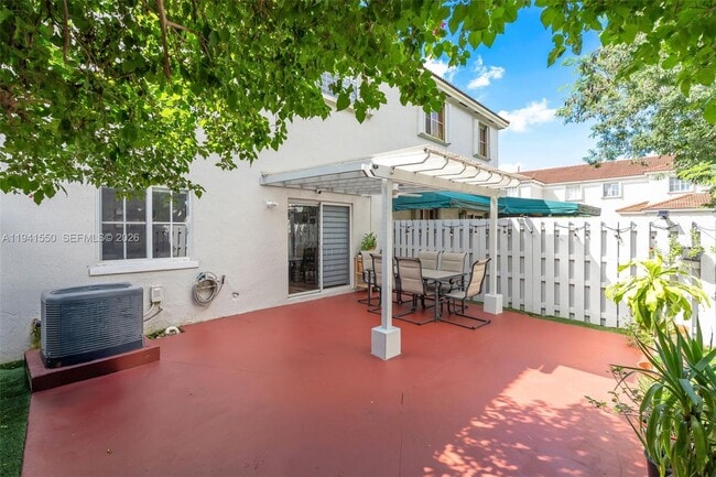 Building Photo - 12661 SW 143rd Ln