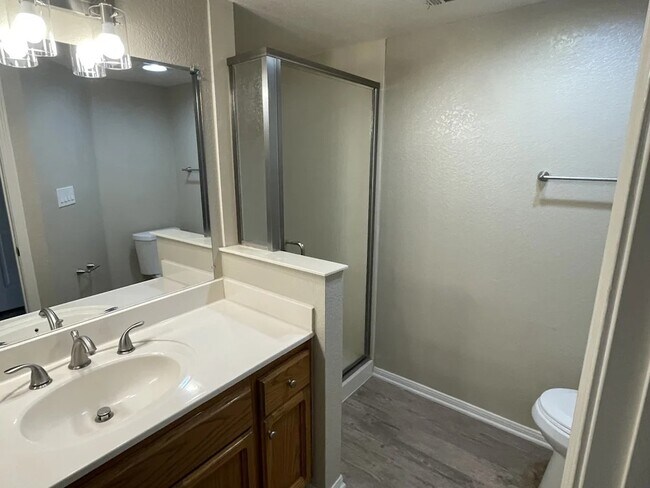 Building Photo - 5028 W Avenue M