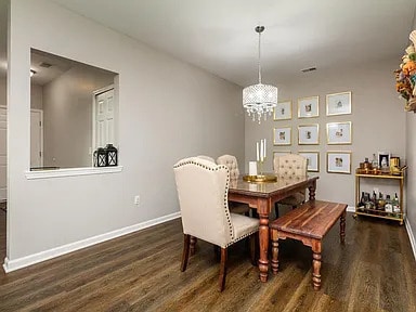 Building Photo - 5439 Twin Oaks Dr