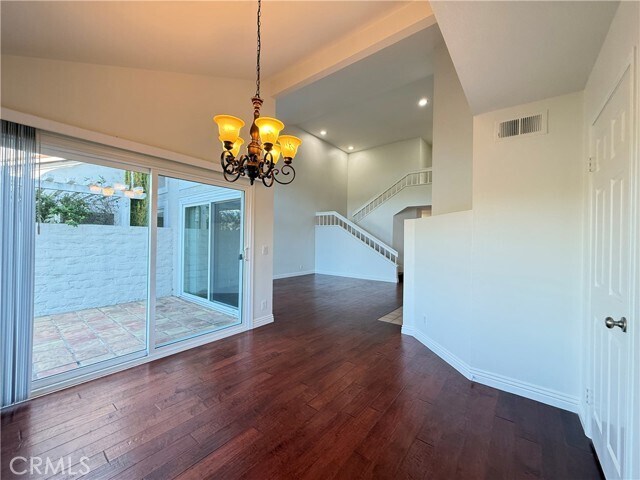 Building Photo - 9 La Quinta