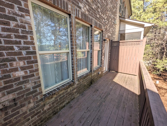 Building Photo - 146 Brindle Ln