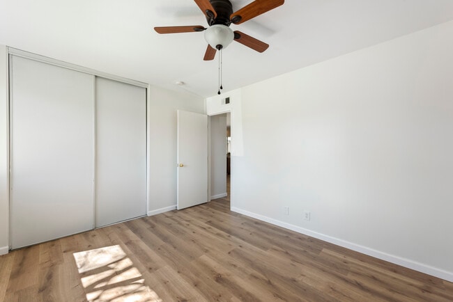 Building Photo - 14773 Stanford St