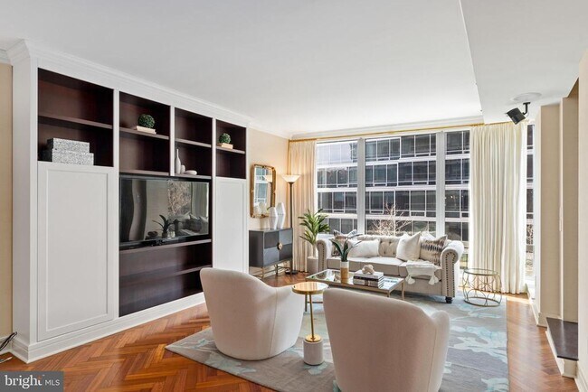 Building Photo - 1111 23rd St NW