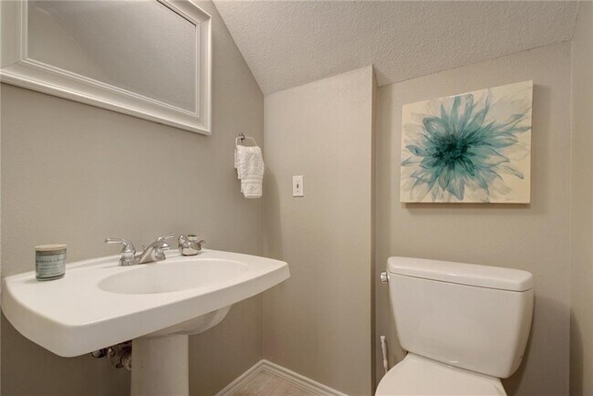 Building Photo - 2926 Wickersham Ln